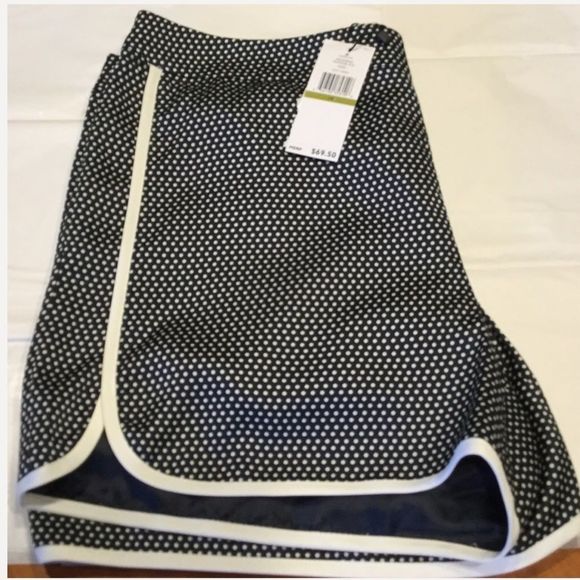 Tommy Pipe Trim Polka Dotted Casual walking shorts - Picture 2 of 7